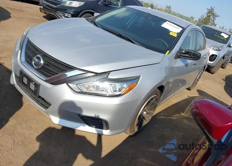 2017 Nissan Altima 2.5 S z USA, uszkodzony, nr VIN 1N4AL3AP7HC193983